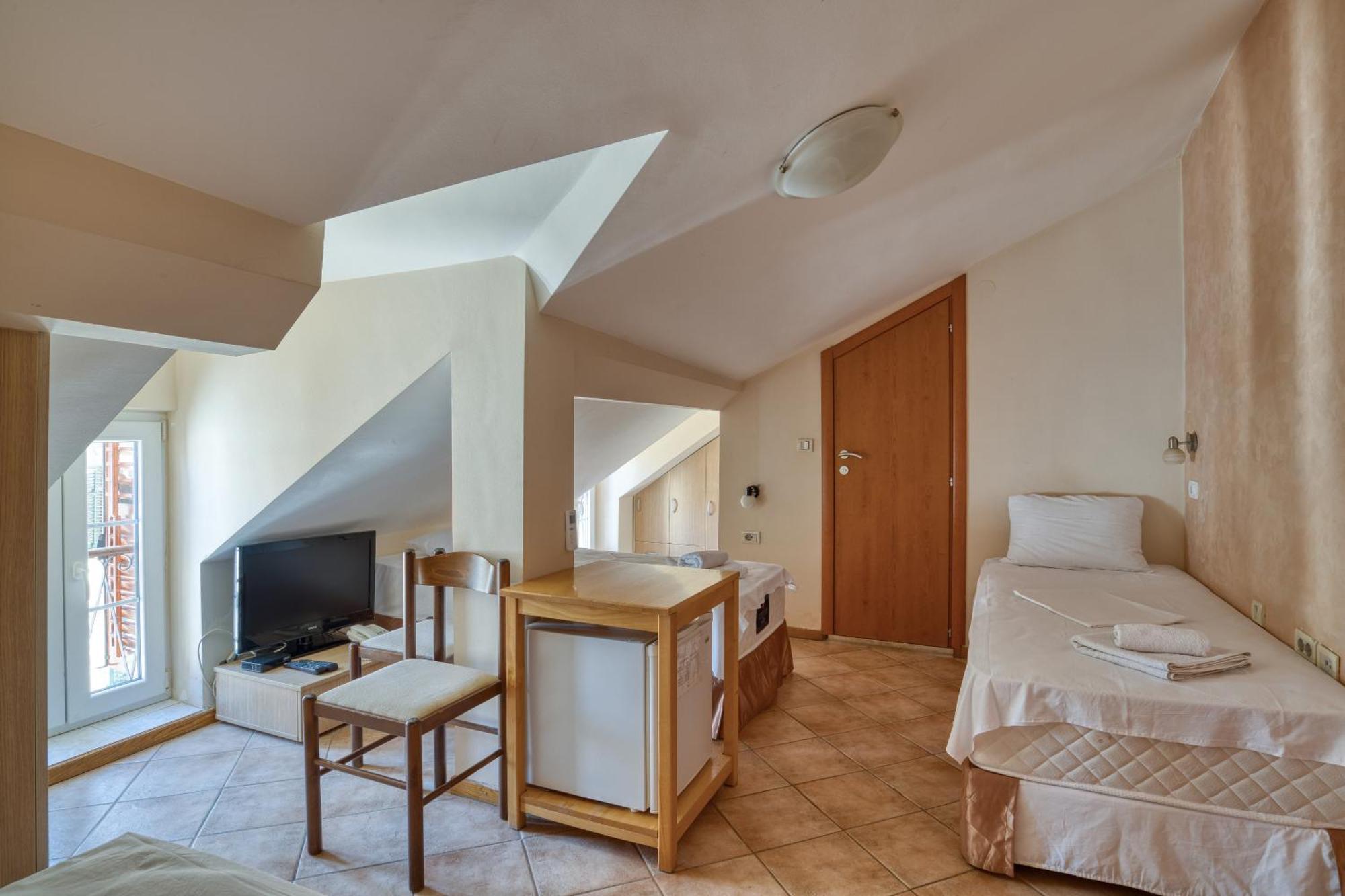 Hotel Rendez Vous Kotor Kültér fotó
