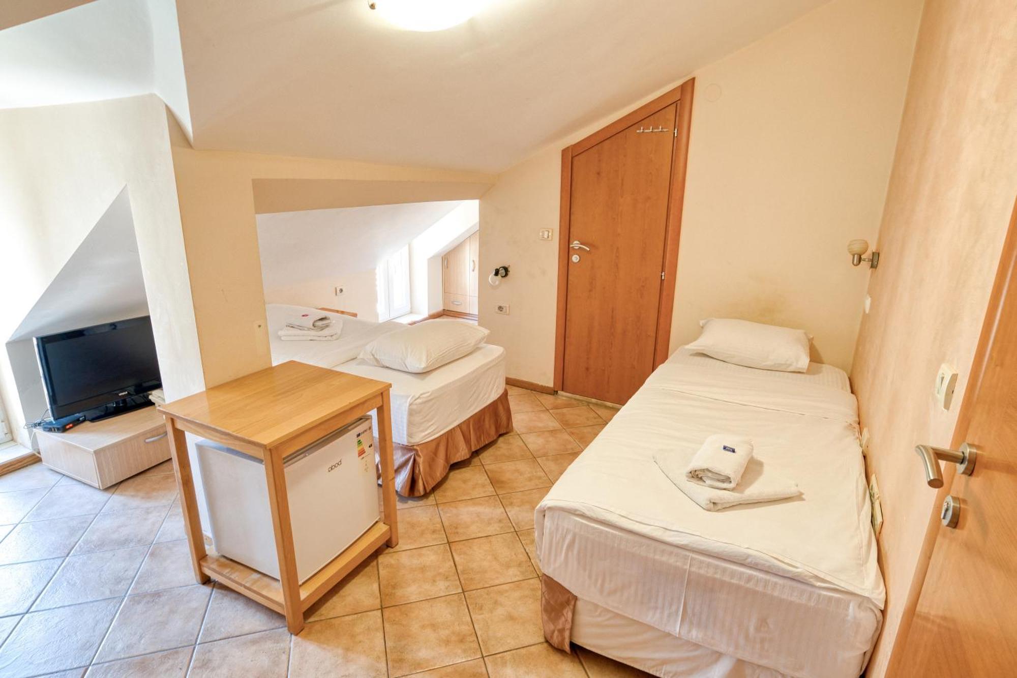 Hotel Rendez Vous Kotor Kültér fotó