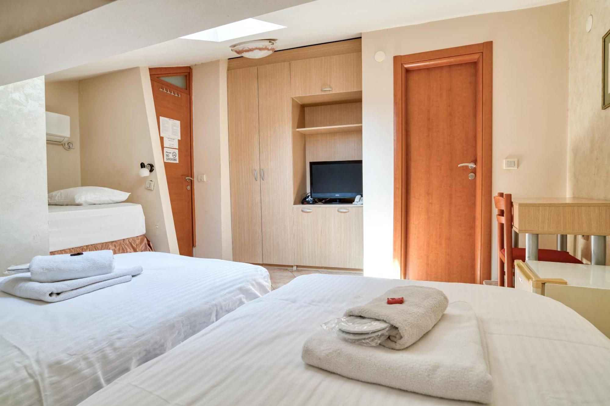 Hotel Rendez Vous Kotor Kültér fotó