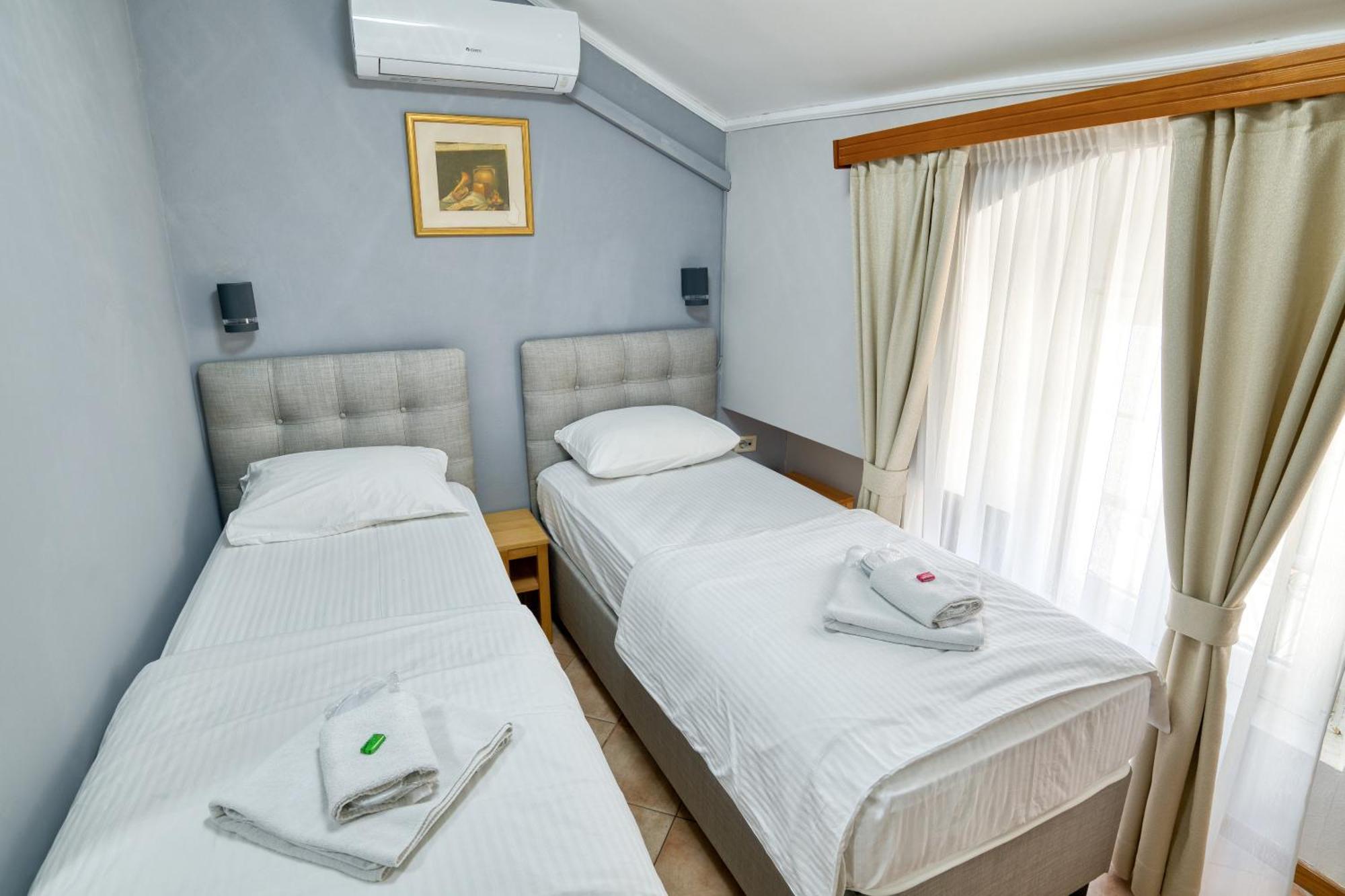 Hotel Rendez Vous Kotor Kültér fotó