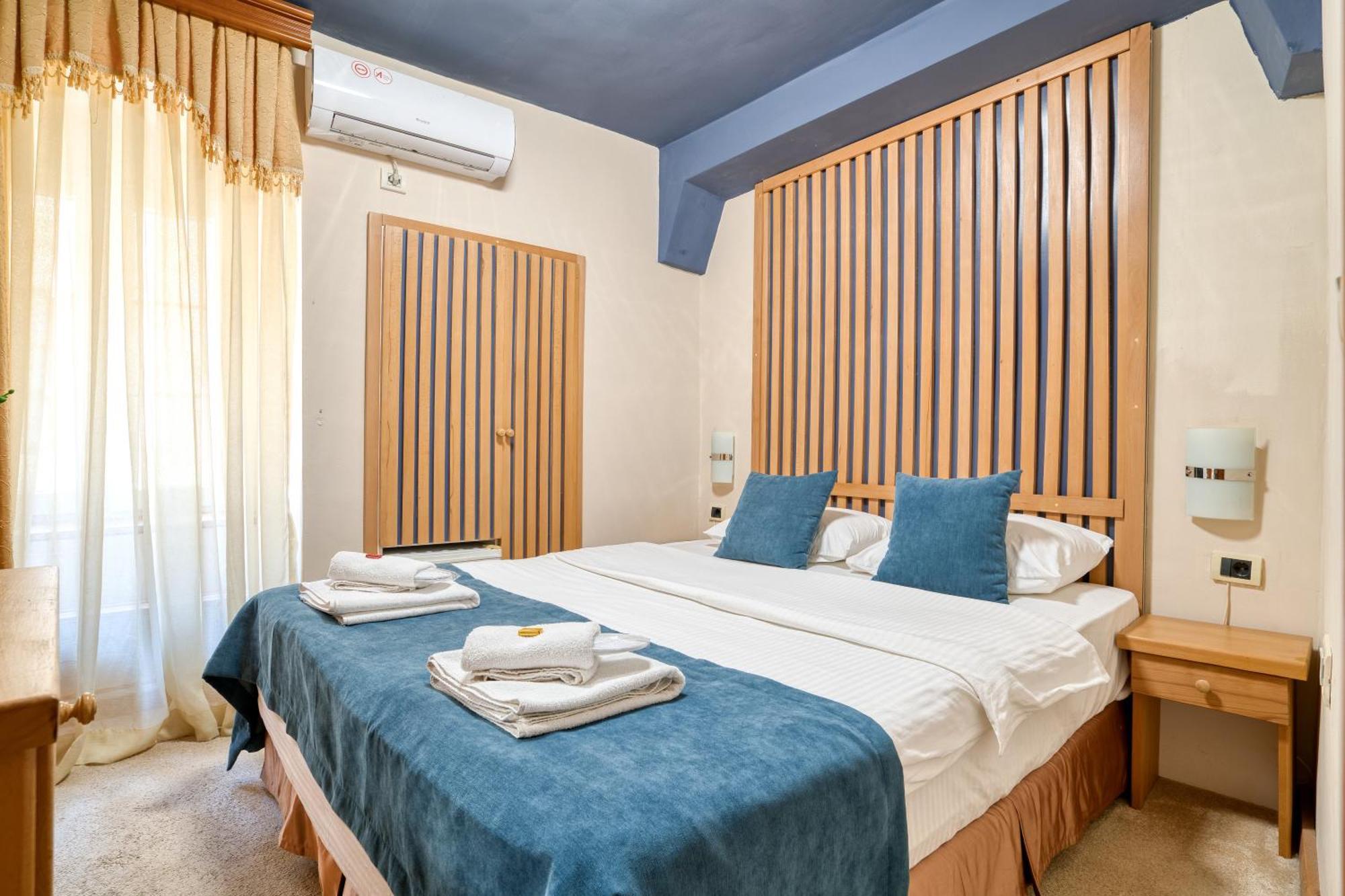 Hotel Rendez Vous Kotor Kültér fotó