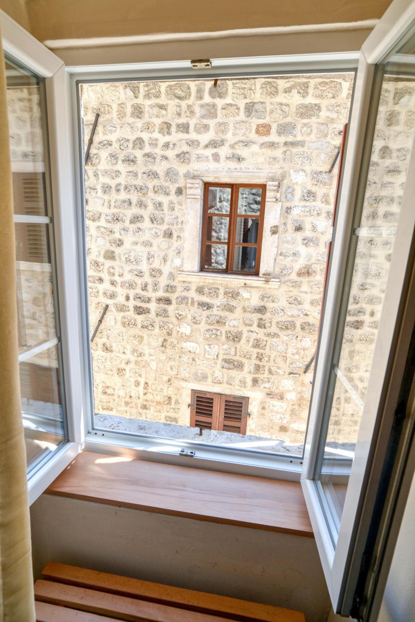 Hotel Rendez Vous Kotor Kültér fotó