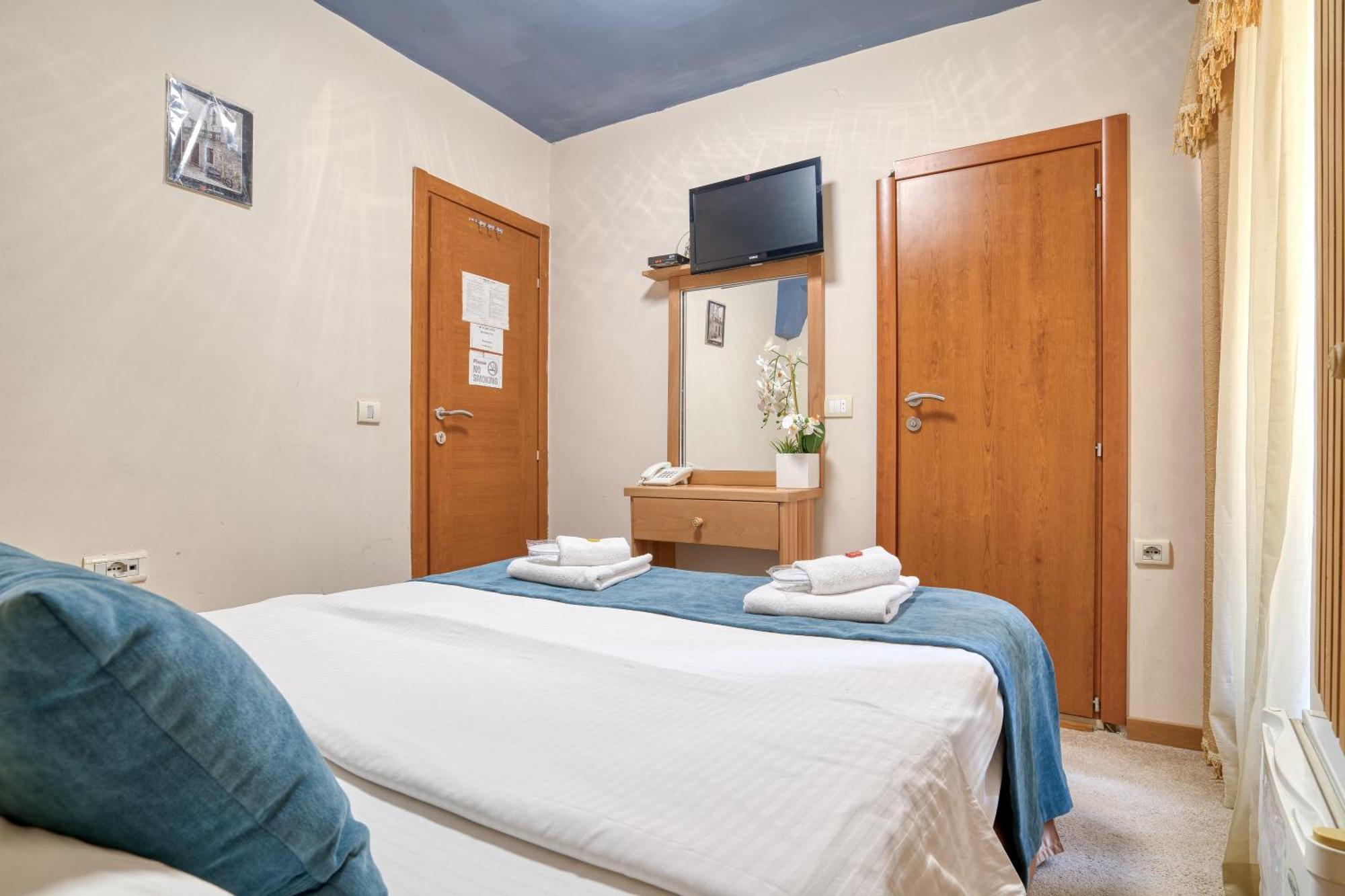 Hotel Rendez Vous Kotor Kültér fotó
