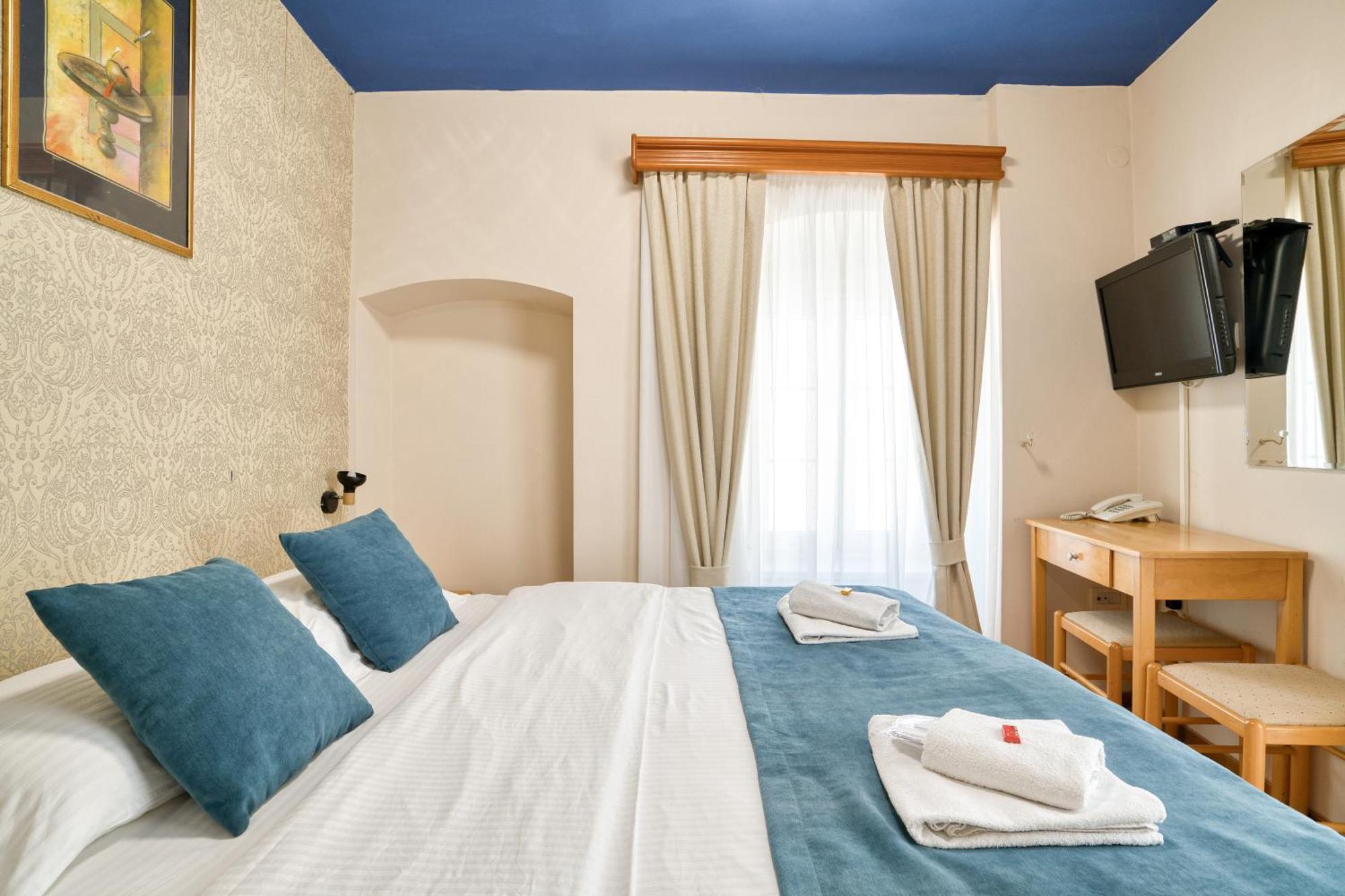 Hotel Rendez Vous Kotor Kültér fotó