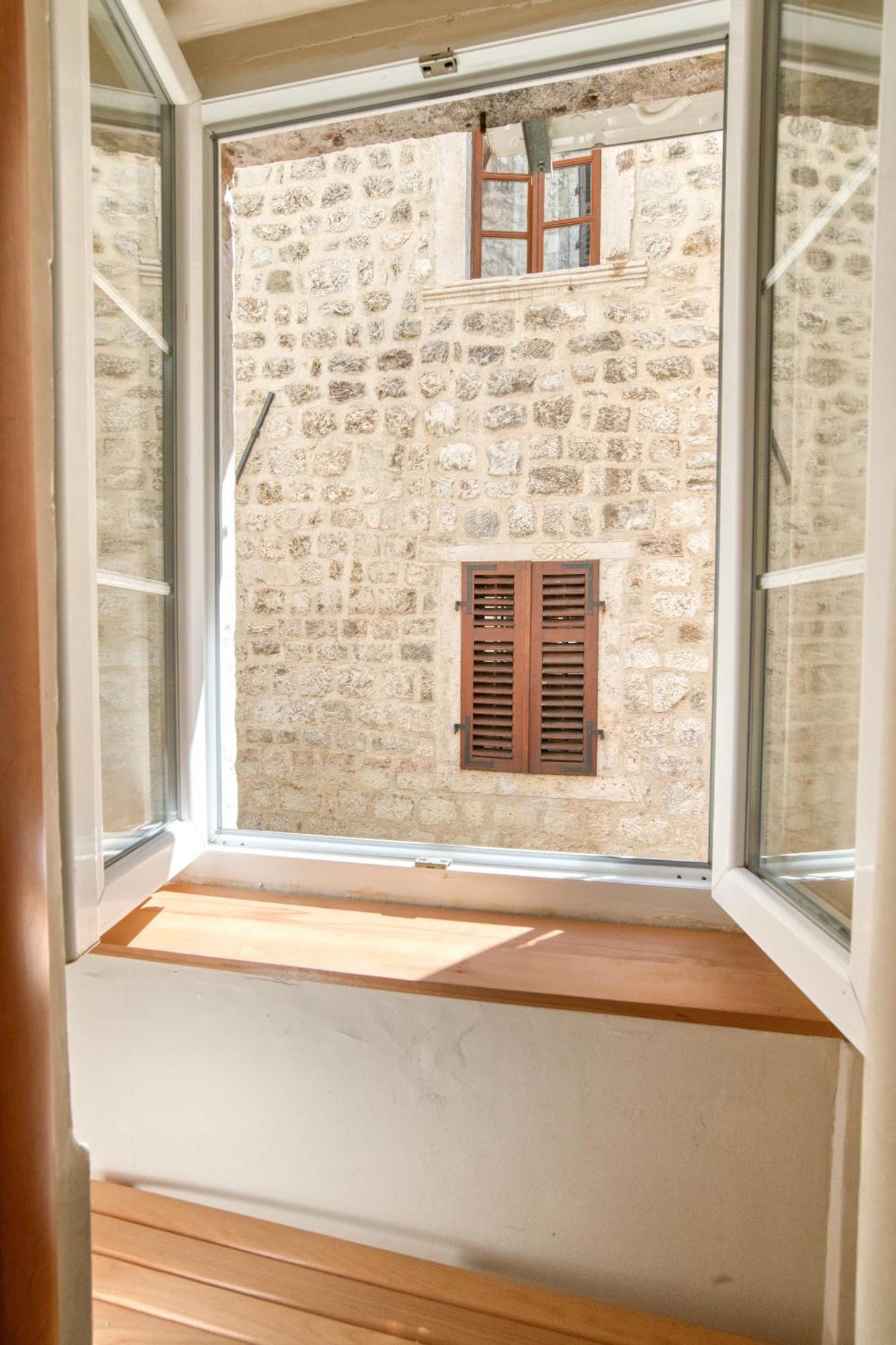 Hotel Rendez Vous Kotor Kültér fotó