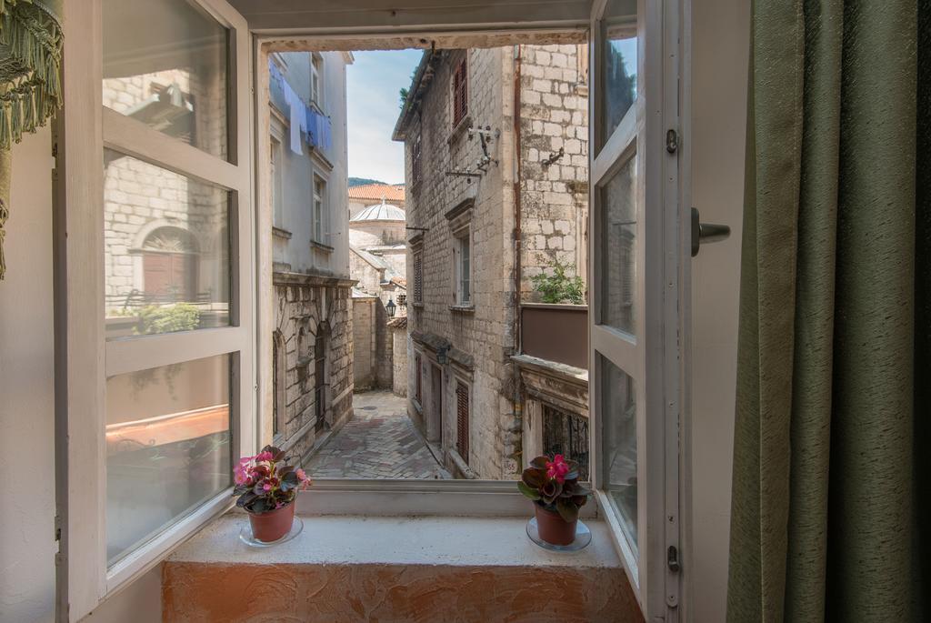 Hotel Rendez Vous Kotor Kültér fotó