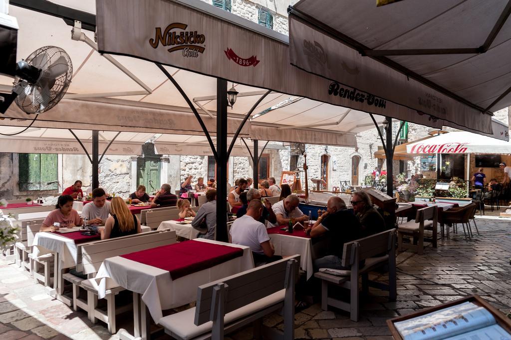 Hotel Rendez Vous Kotor Kültér fotó