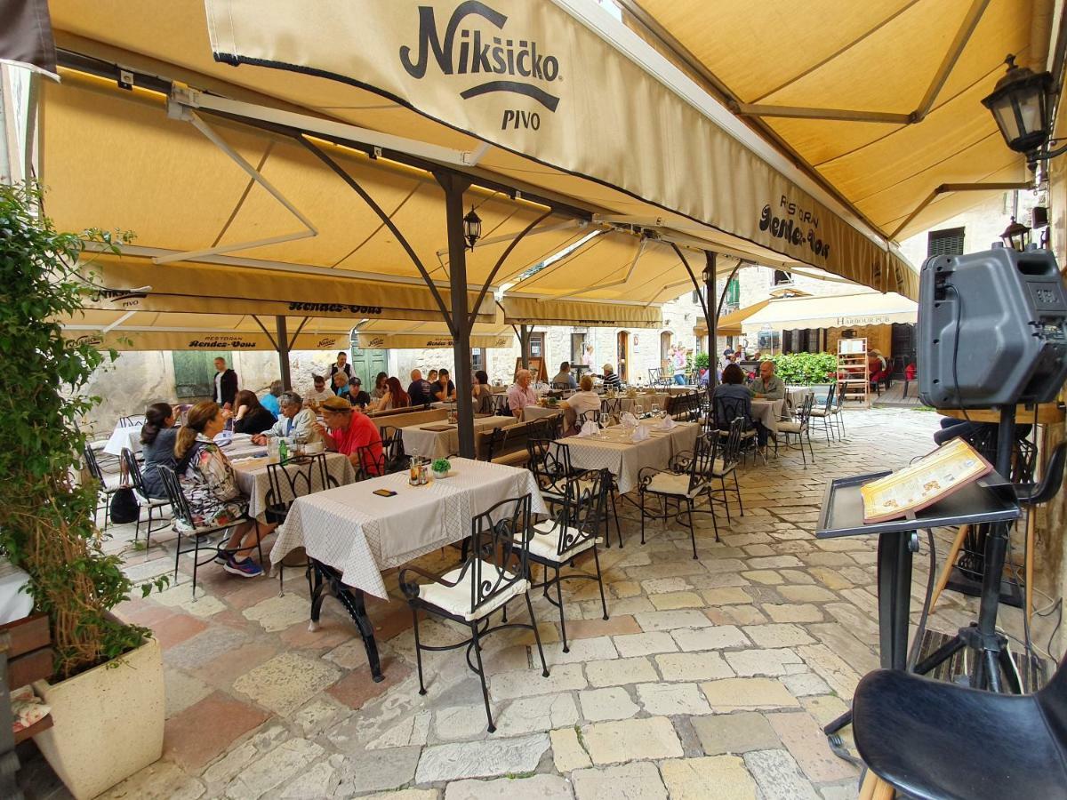 Hotel Rendez Vous Kotor Kültér fotó